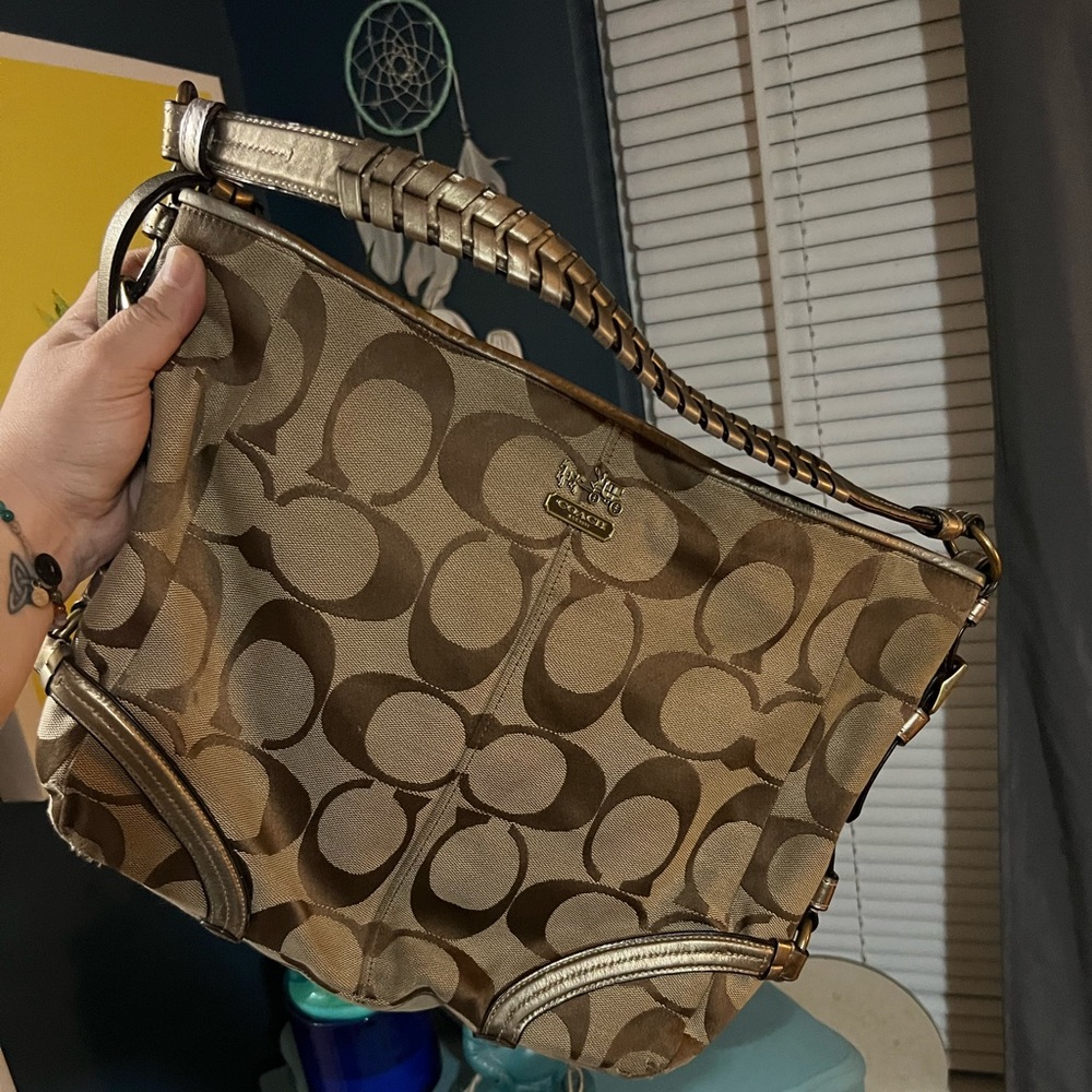 Coach signature c purse